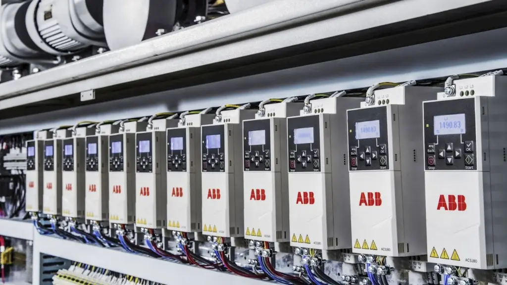 ACS180_machienry_drives_1500x1000.webp
